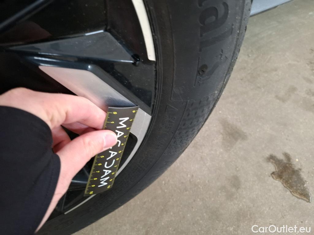  Nissan  Juke NISSAN  / 2019 / 5P / Crossover Hybrid 145 Business+ #5