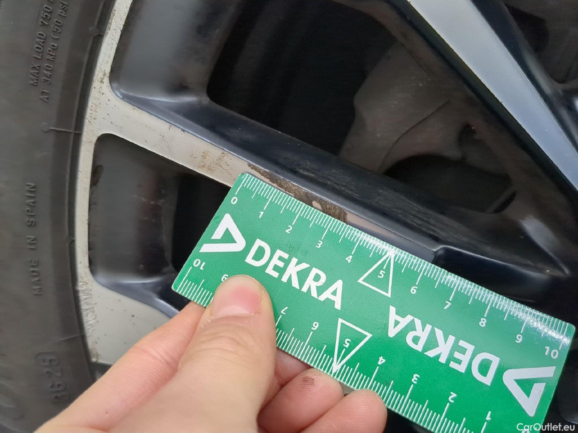  Fiat  500 FIAT X / 2018 / 5P / SUV 1.0 FFly T T3 120ch Cross #4