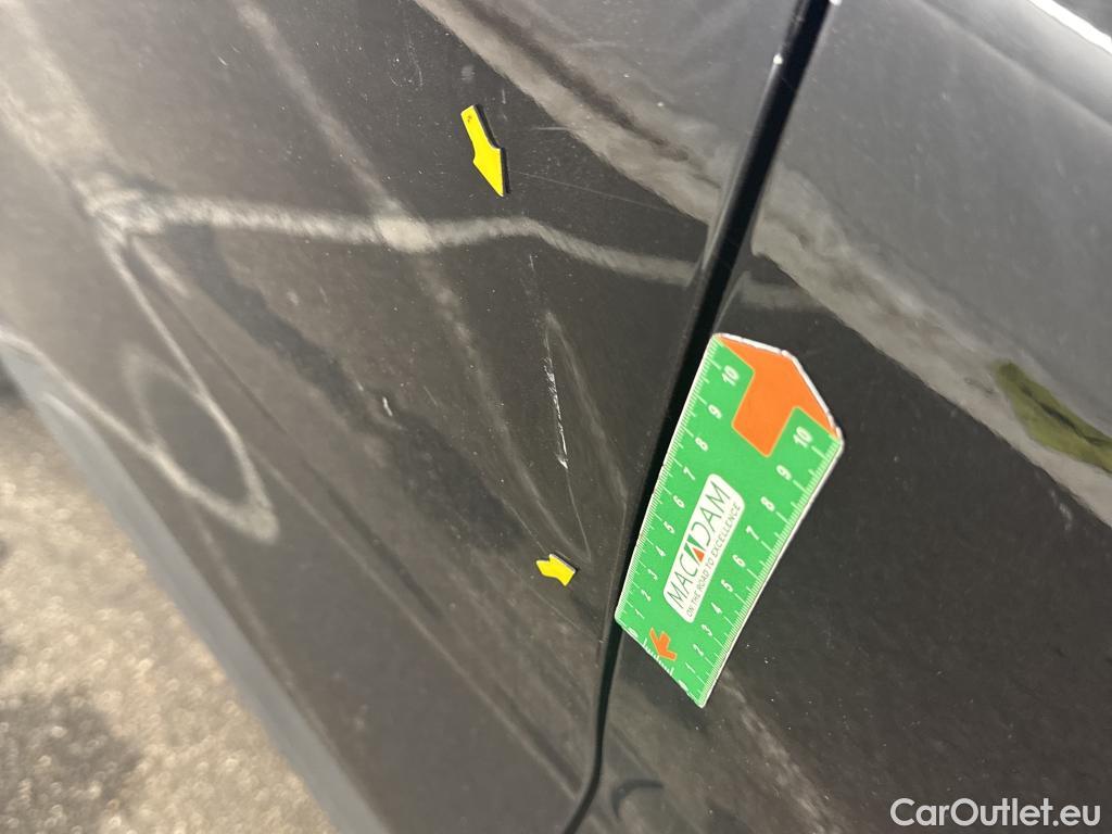  Ford  Kuga FORD  / 2019 / 5P / SUV 2.5 190 hybrid Flexifuel Pshift Titanium #3