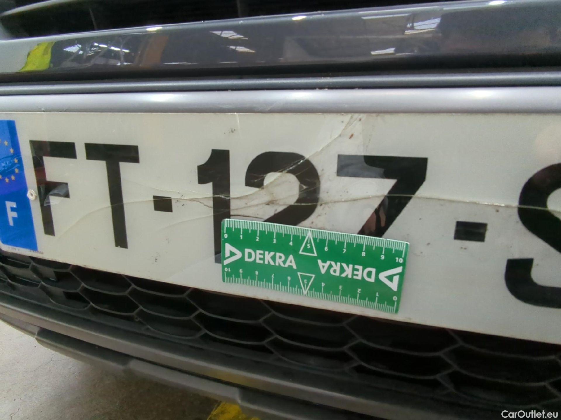  Fiat  500 FIAT X / 2018 / 5P / SUV 1.0 FFly T T3 120ch Cross #31