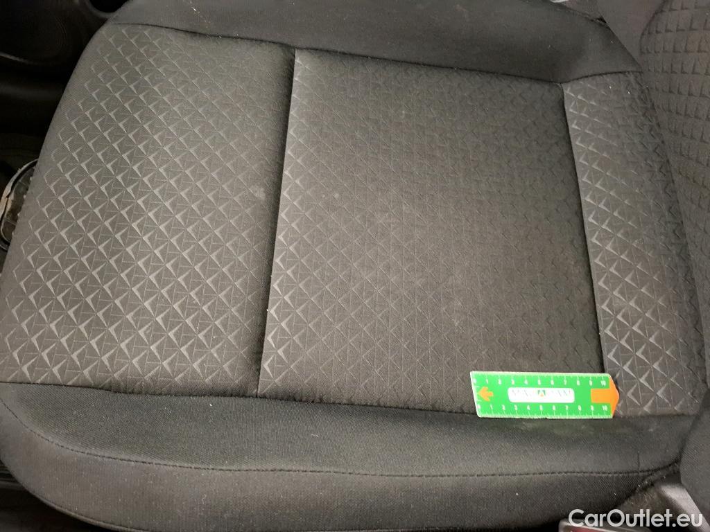  Nissan  Juke NISSAN  / 2019 / 5P / Crossover DIG-T 114 BVM6 Acenta #3