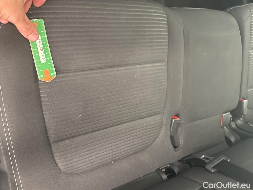  Ford  Kuga FORD  / 2019 / 5P / SUV 2.5 190 hybrid Flexifuel Pshift Titanium #33