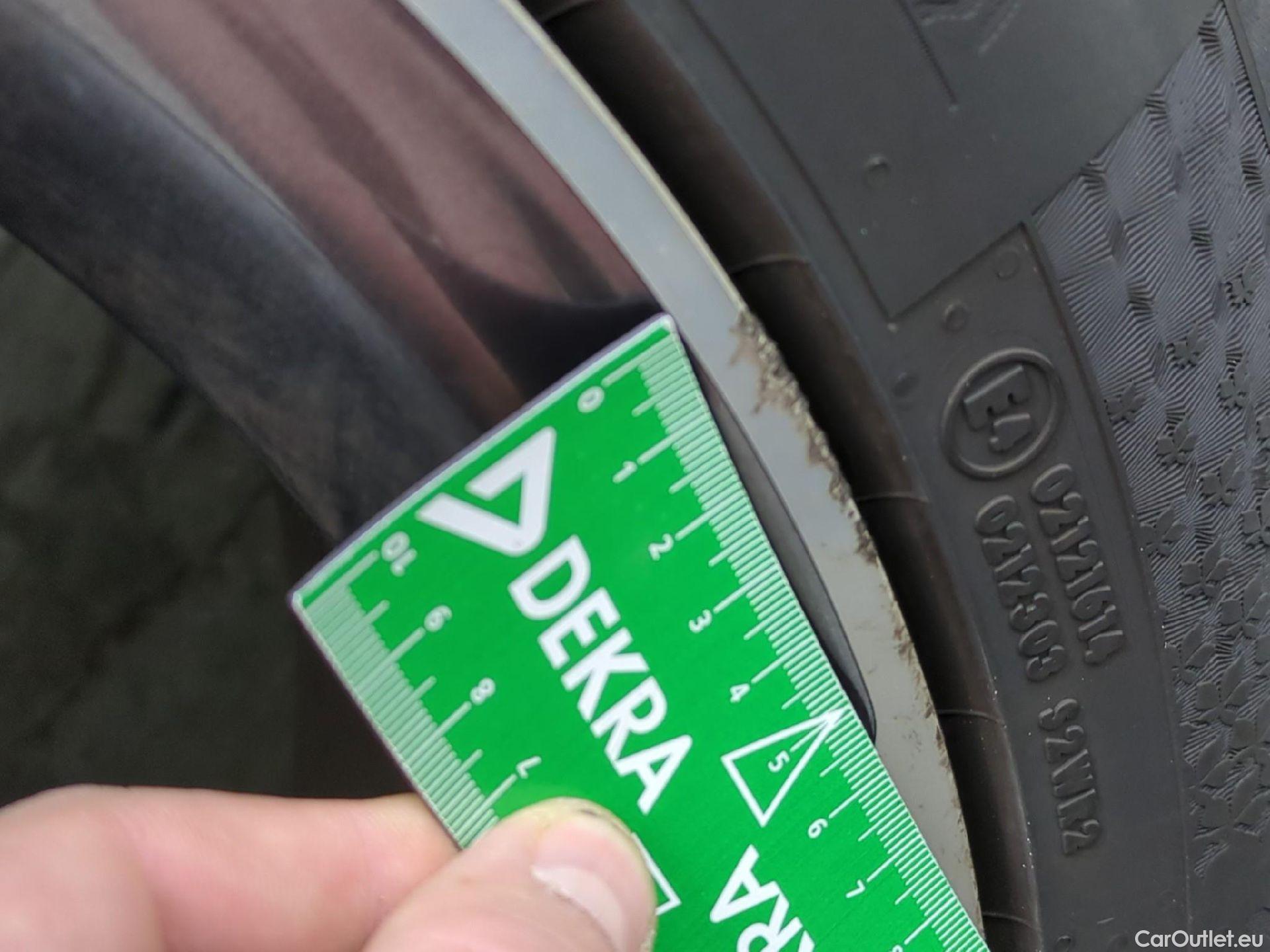  KIA  XCeed  Premium 1.5 T-GDI 160CV BVA7 E6d #18