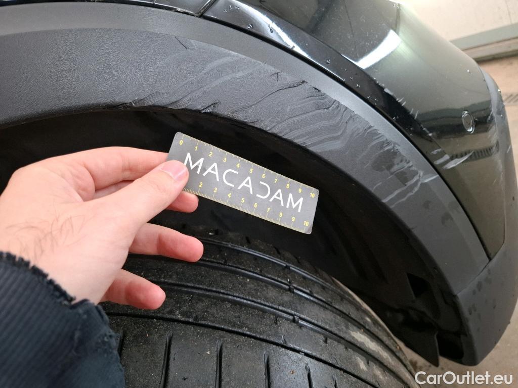  Mercedes  GLB MERCEDES-BENZ  / 2019 / 5P / SUV  200 d AMG Line #24