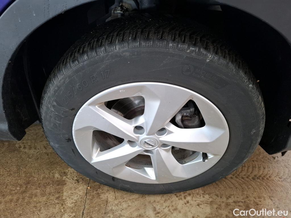  Nissan  Qashqai NISSAN  / 2017 / 5P / Crossover 1.5 DCI 115 Business Edition #3