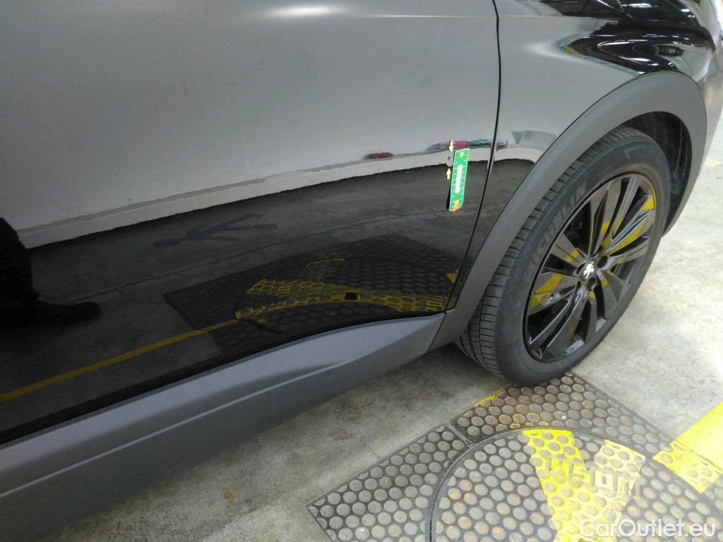  Peugeot  3008 PEUGEOT  / 2020 / 5P / SUV PureTech 130 S&S EAT8 GT Pack #1