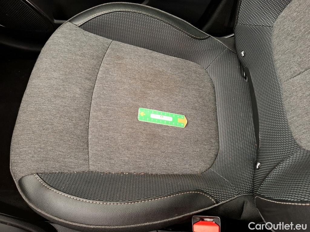  Renault  Captur  Intens 1.3 TCe 150CV BVA6 E6dT #17