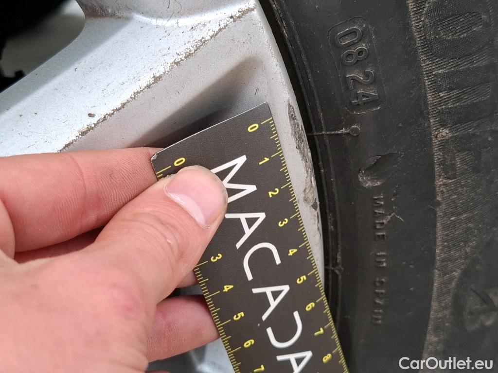  Seat  Leon SEAT  Sportstourer / 2020 / 5P / Break 1.0 eTSI 110 DSG S&S Style Business #22