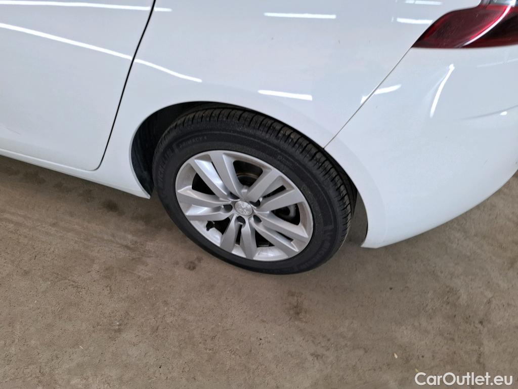  Peugeot  308 PEUGEOT  / 2017 / 5P / Berline BlueHDi 130 EAT8 S&S ACTIVE BUSINESS #10