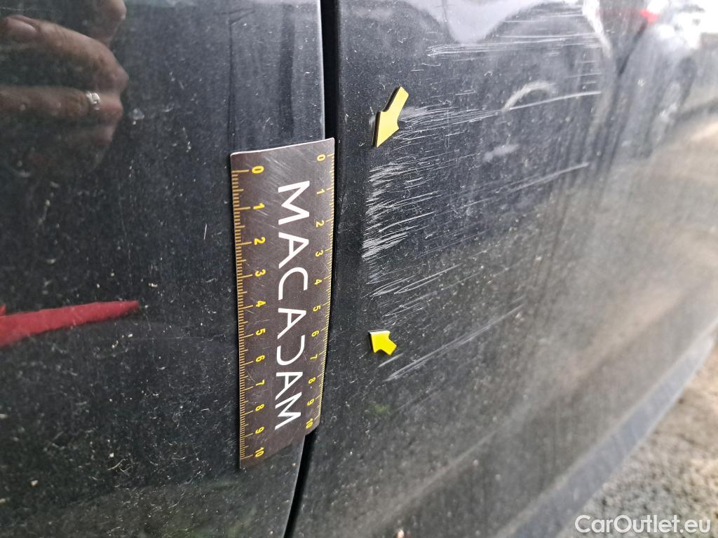  Toyota  Corolla  / 2018 / 5P / Berline Hybride 122h Dynamic Business Stage Acad
 #14