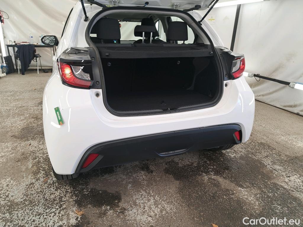  Toyota  Yaris TOYOTA  Hybride / 2019 / 5P / Berline Hybride 116h France Business Stage Acad #15