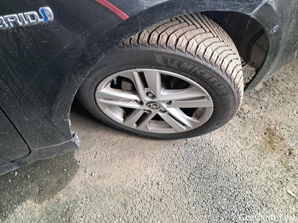  Toyota  Corolla  / 2018 / 5P / Berline Hybride 122h Dynamic Business Stage Acad
 #21