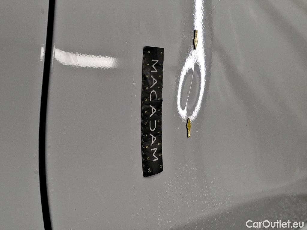  Toyota  Yaris TOYOTA  Hybride / 2017 / 5P / Berline 1.5 VVT-I HYBRID France Business #2