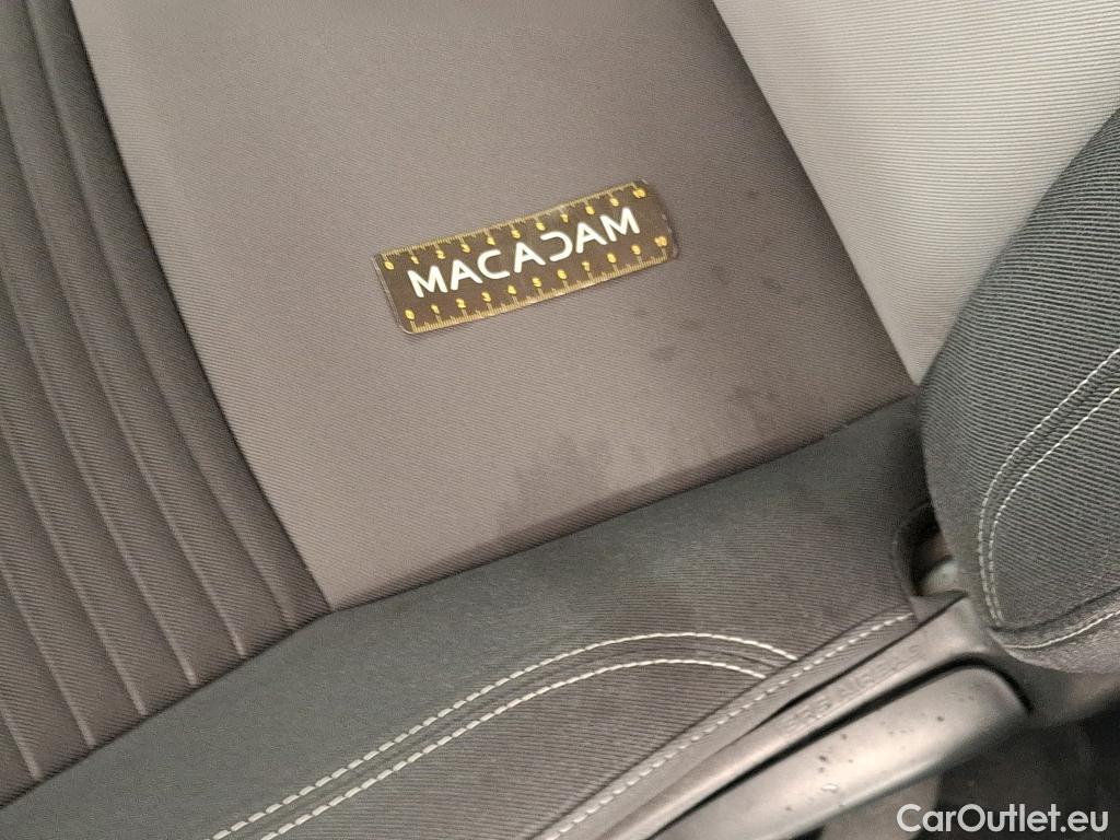  Toyota  Yaris TOYOTA  Hybride / 2017 / 5P / Berline 1.5 VVT-I HYBRID France Business #17