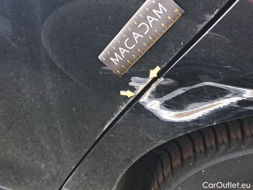  Toyota  Corolla  / 2018 / 5P / Berline Hybride 122h Dynamic Business Stage Acad
 #42