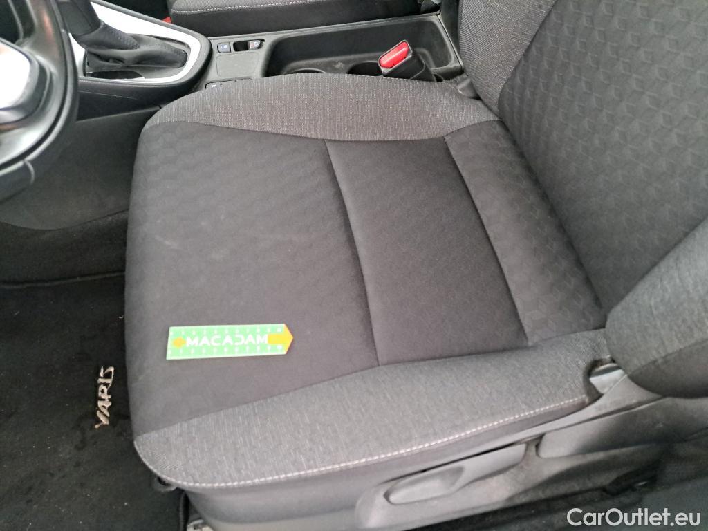  Toyota  Yaris TOYOTA  Hybride / 2019 / 5P / Berline Hybride 116h France Business Stage Acad #37