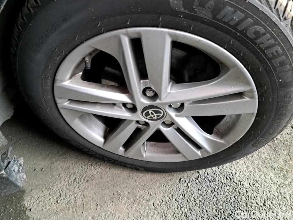  Toyota  Corolla  / 2018 / 5P / Berline Hybride 122h Dynamic Business Stage Acad
 #22