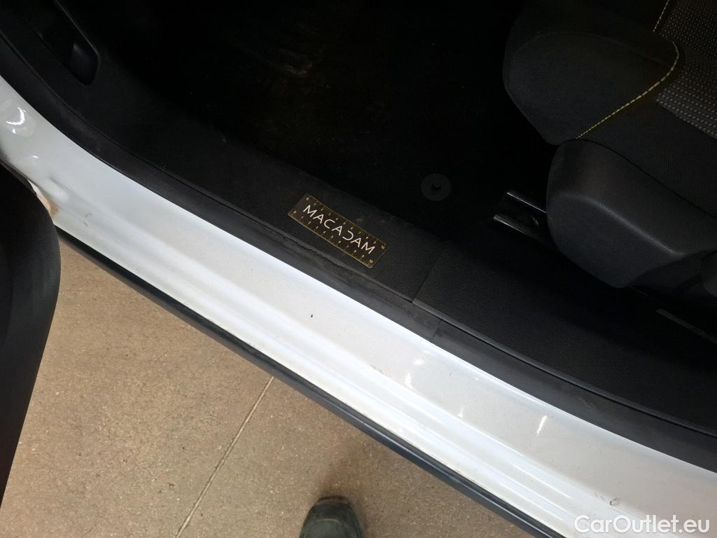  Citroen  C3 CITROEN  Société / 2020 / 5P / Berline / VU BlueHDi 100 SandS BVM6 Feel Nav #1