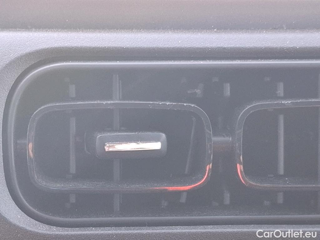  Citroen  C3 CITROEN  Société / 2020 / 5P / Berline / VU BlueHDi 100 SandS BVM6 Feel Nav #2