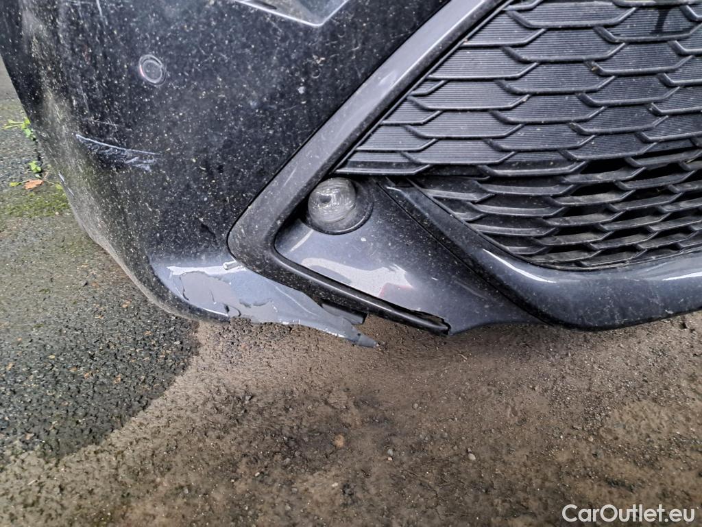  Toyota  Corolla  / 2018 / 5P / Berline Hybride 122h Dynamic Business Stage Acad
 #29