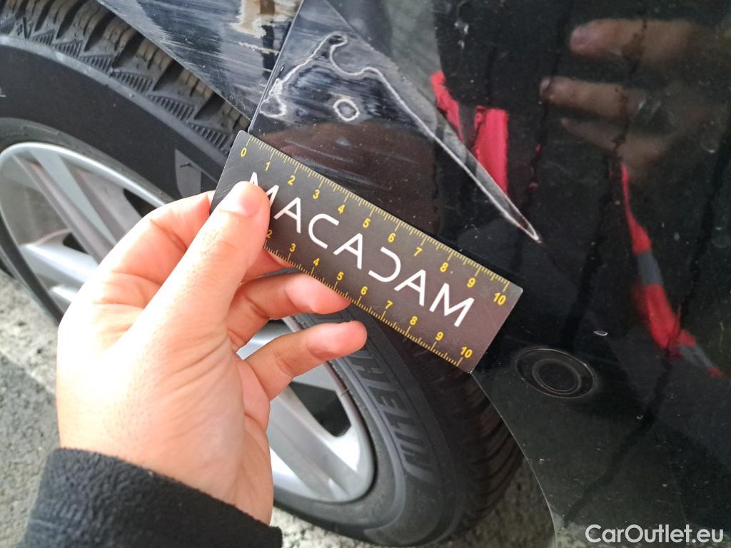  Toyota  Corolla  / 2018 / 5P / Berline Hybride 122h Dynamic Business Stage Acad
 #18