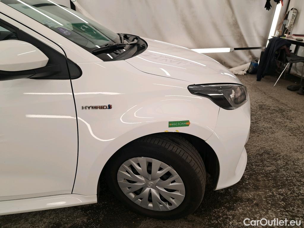  Toyota  Yaris TOYOTA  Hybride / 2019 / 5P / Berline Hybride 116h France Business Stage Acad #31