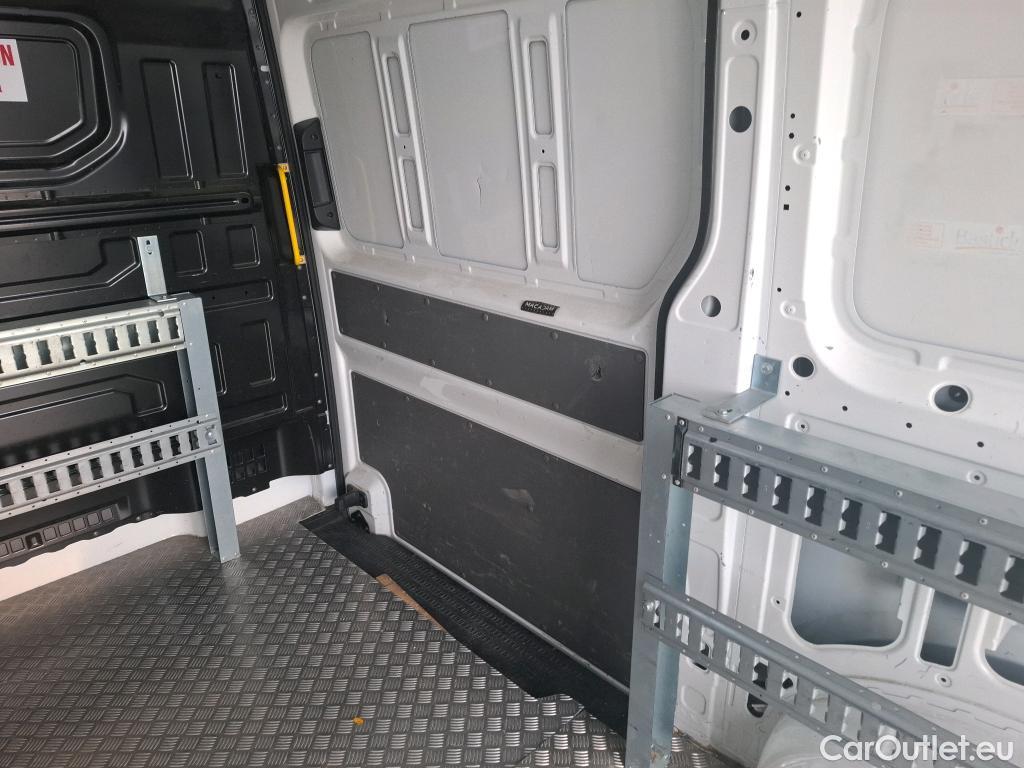  Volkswagen  Crafter  Fourgon Fourgon 30 mittlerer Radstand mit Hochdach FWD 2.0 #42