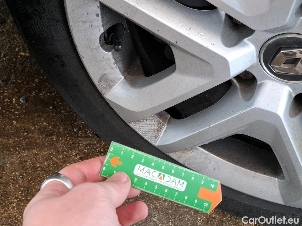  Renault  Megane  IV Berline 5pt. Business 1.5 dCi 115CV BVM6 E6dT #19