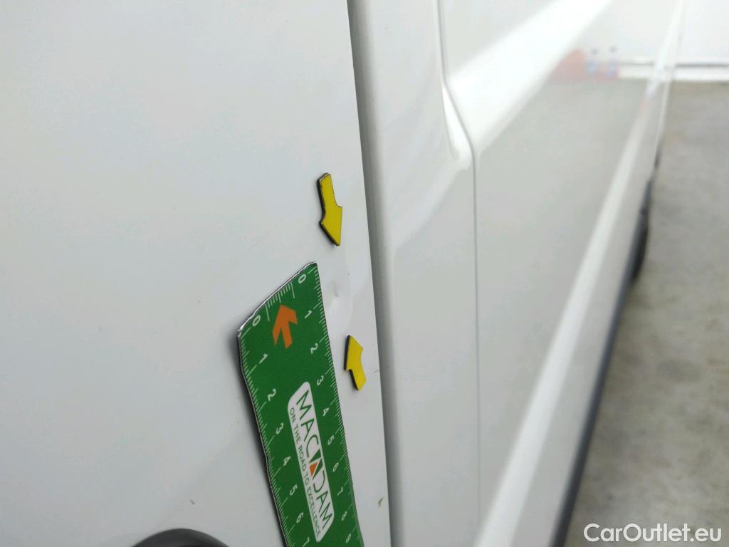  Citroen  Jumper  Fourgon Grand Volume 33 L2H2 Driver BlueHDi 140 Start&Stop 140CV BVM6 #40