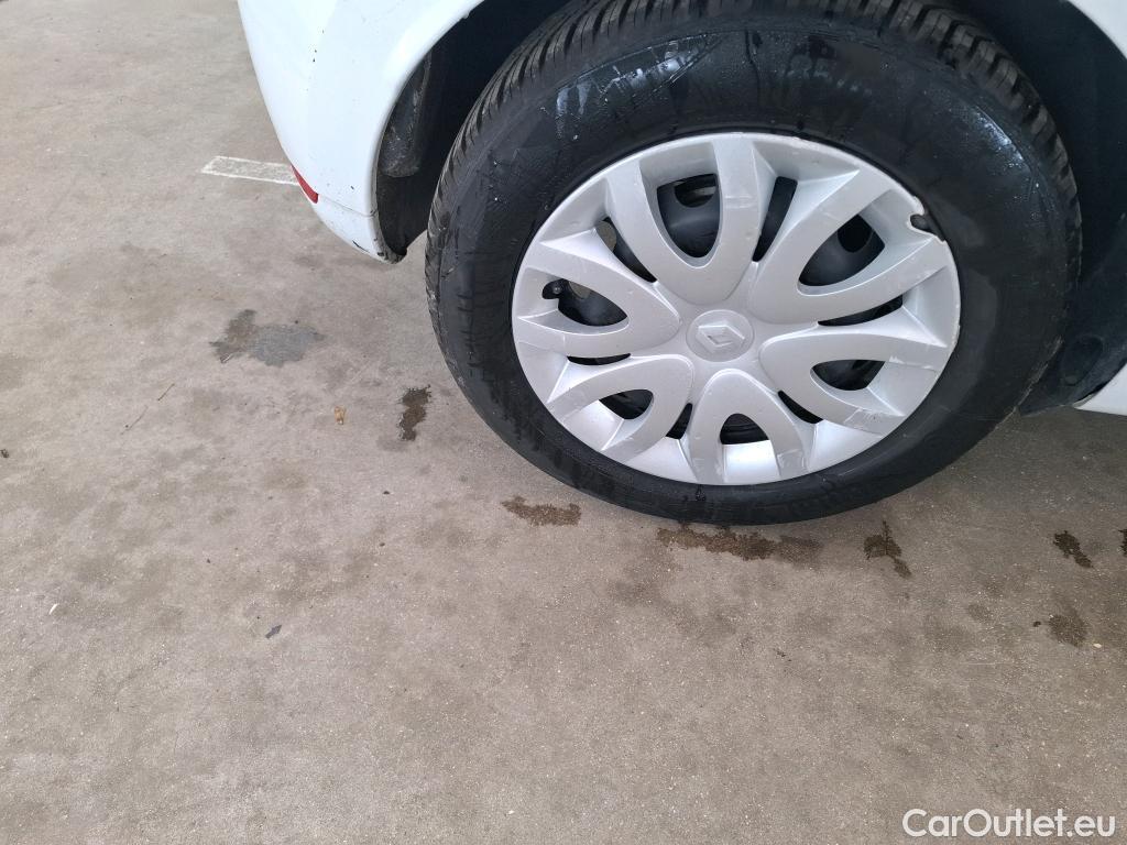  Renault  Clio  IV Air MediaNav 1.5 dCi 75CV BVM5 E6 #34