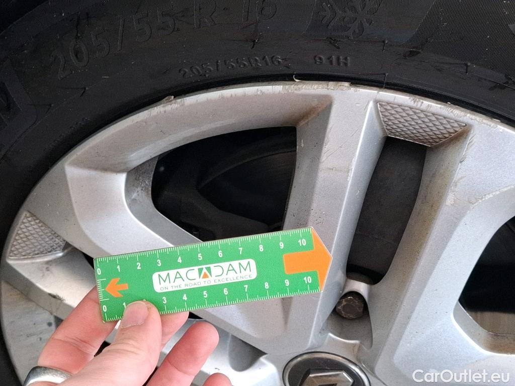  Renault  Megane  IV Berline 5pt. Business 1.5 dCi 115CV BVM6 E6dT #17