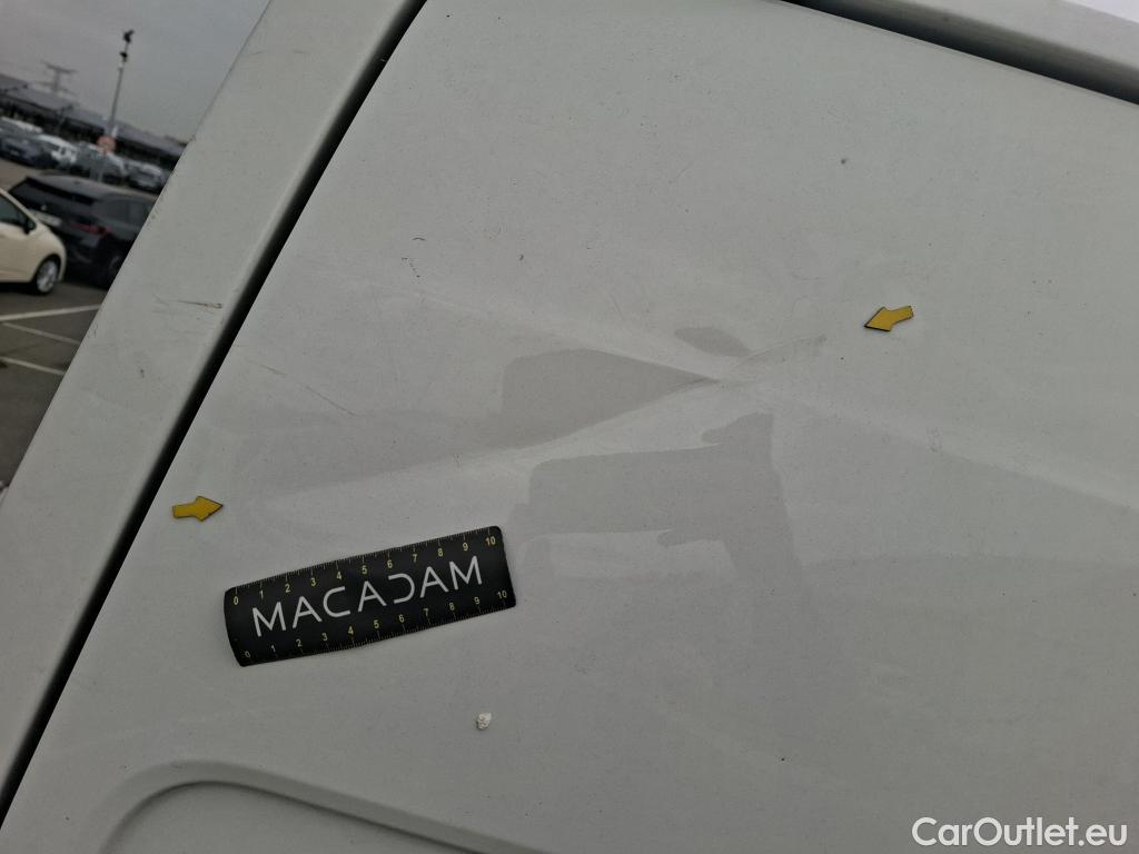  Volkswagen  Crafter  Fourgon Fourgon 30 mittlerer Radstand mit Hochdach FWD 2.0 #16