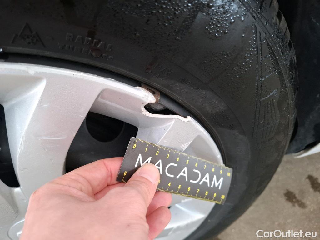  Renault  Clio  IV Air MediaNav 1.5 dCi 75CV BVM5 E6 #35