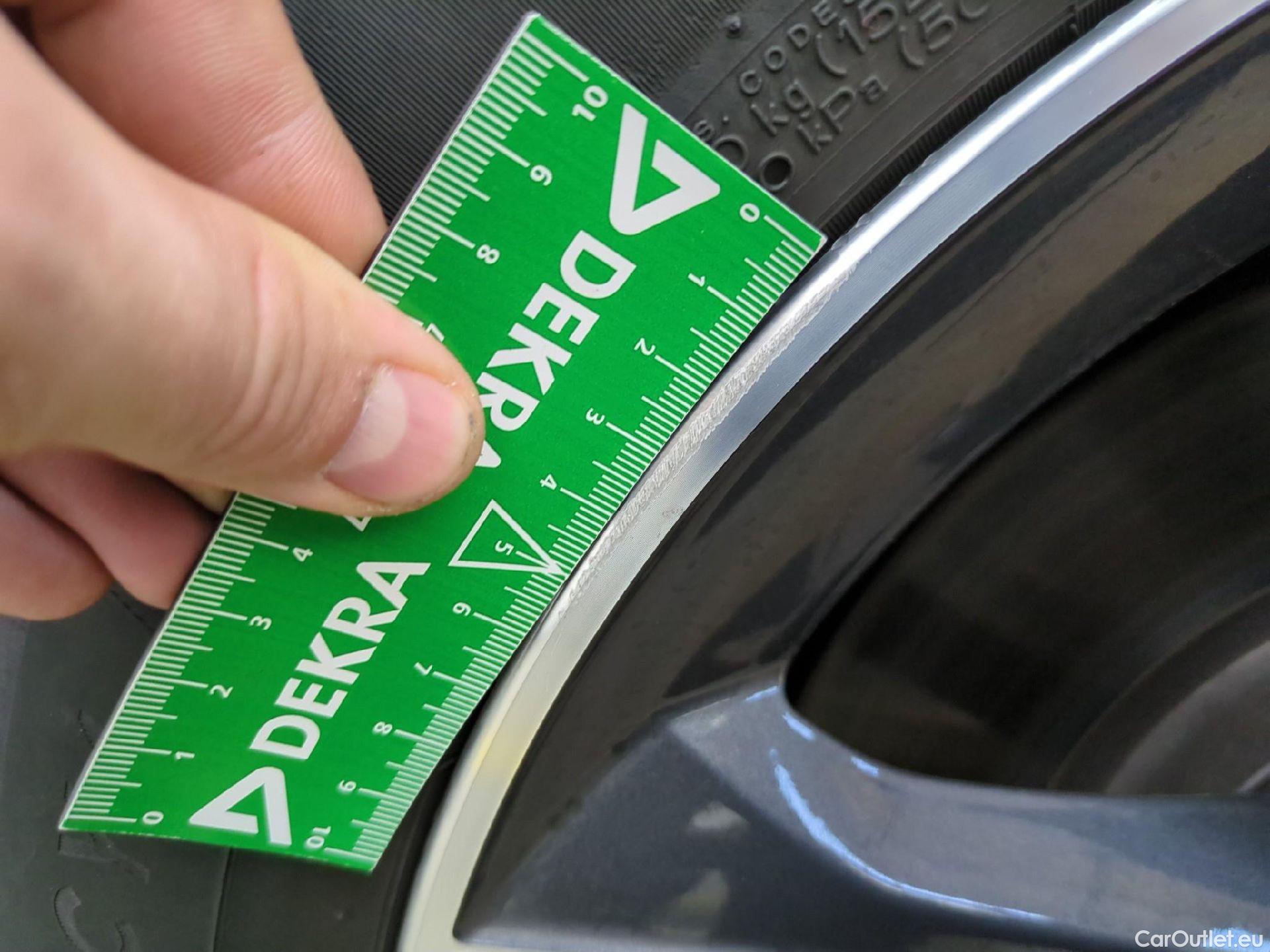  Bmw  Serie 2 Série 2 Gran Tourer 218 d Sport Line 2.0 150CV BVA8 E6d #3