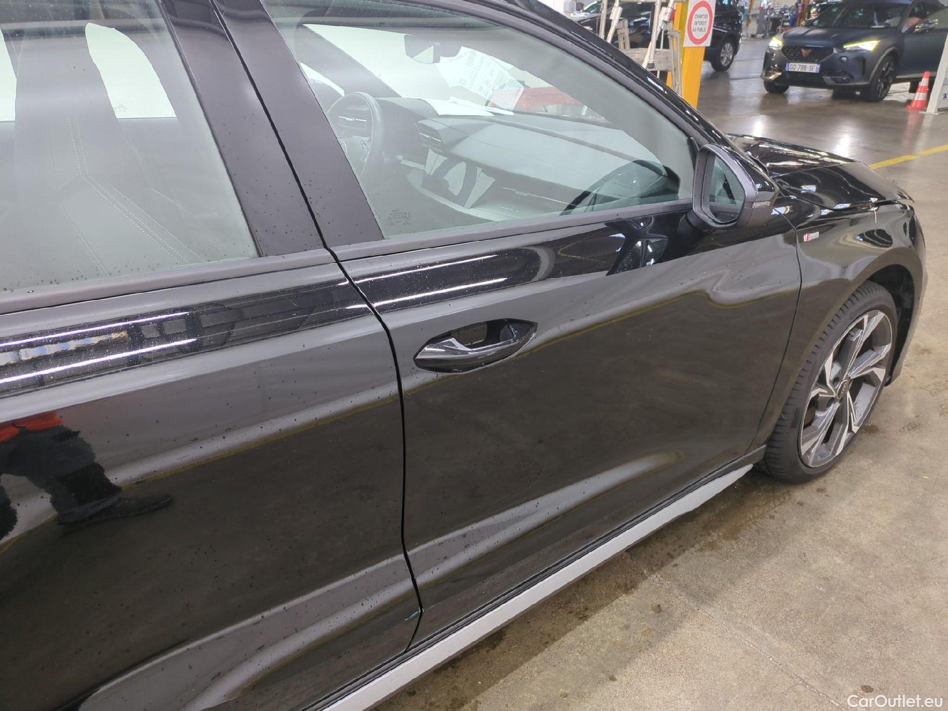  Audi  A3 AUDI  Sportback / 2020 / 5P / Berline 40 TFSI 190 QUAT S Tronic S Line #43