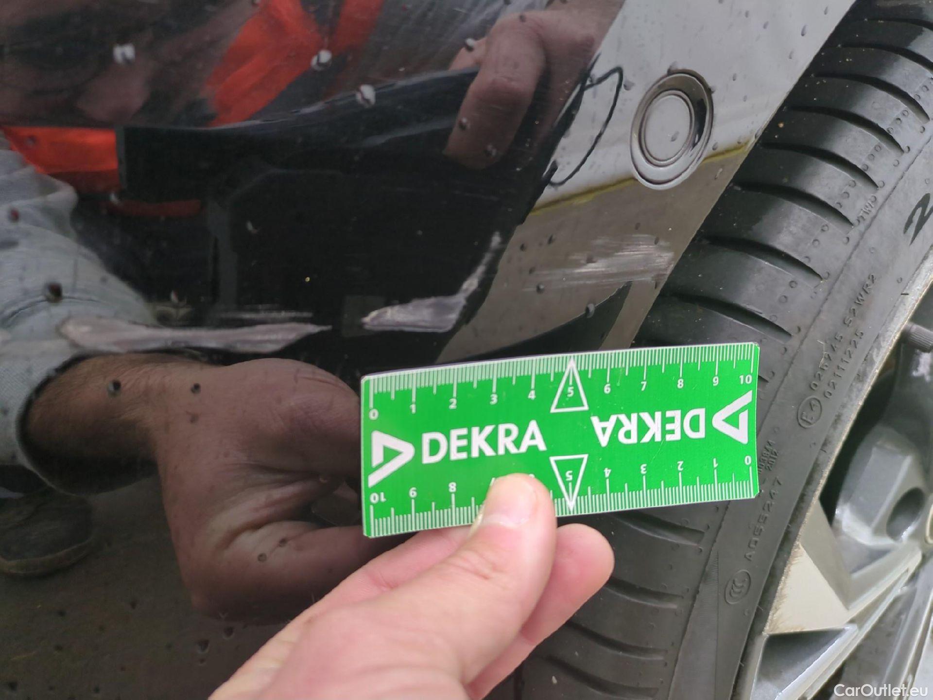  Audi  A3 AUDI  Sportback / 2020 / 5P / Berline 40 TFSI 190 QUAT S Tronic S Line #31