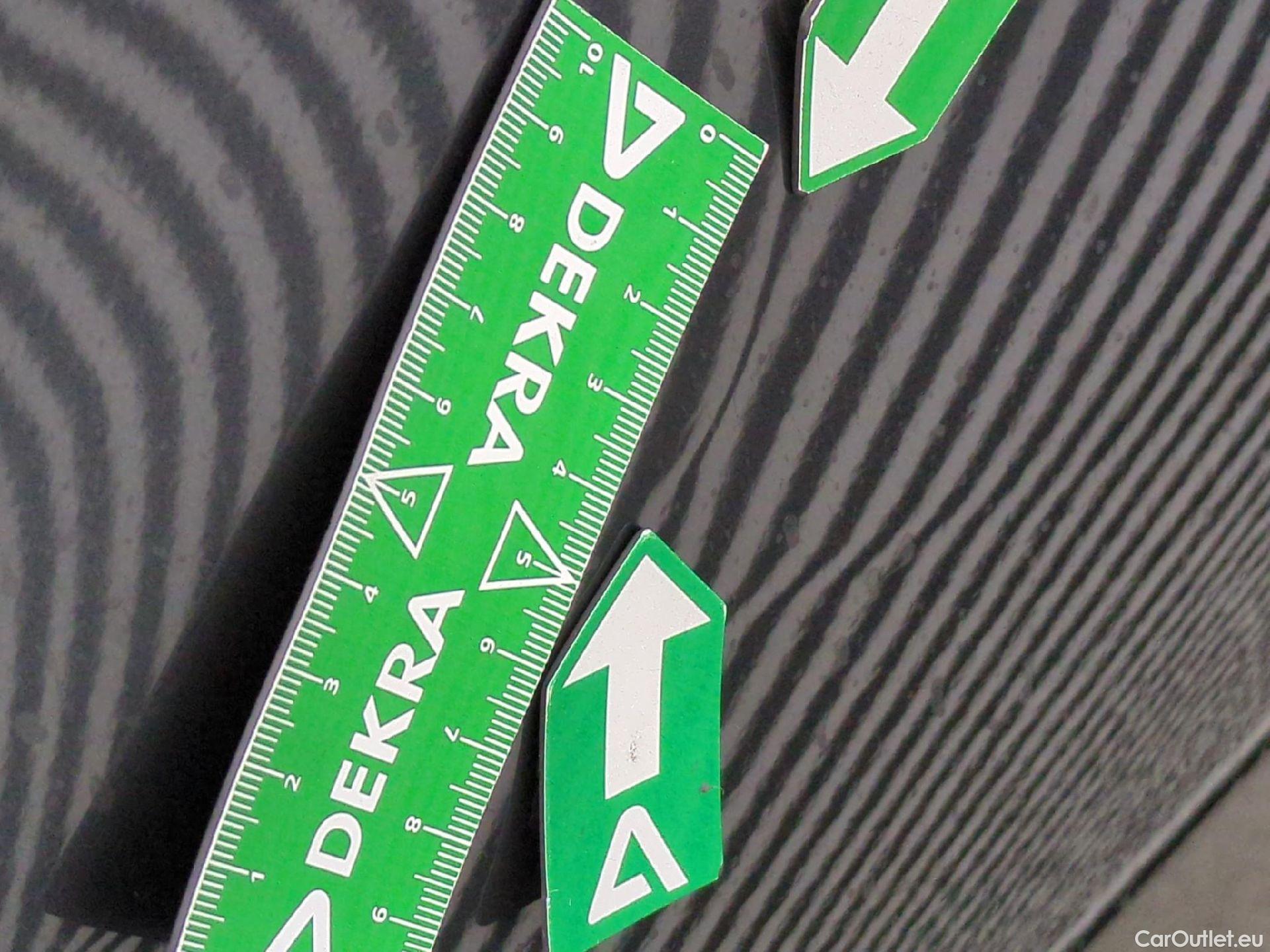  Bmw  Serie 2 Série 2 Gran Tourer 218 d Sport Line 2.0 150CV BVA8 E6d #9