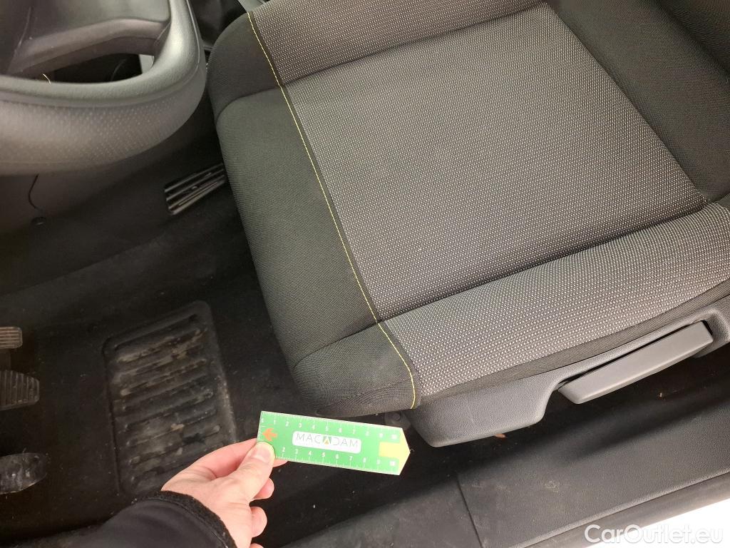  Citroen  C3  Feel Business 1.2 PureTech 80CV BVM5 E6d #9