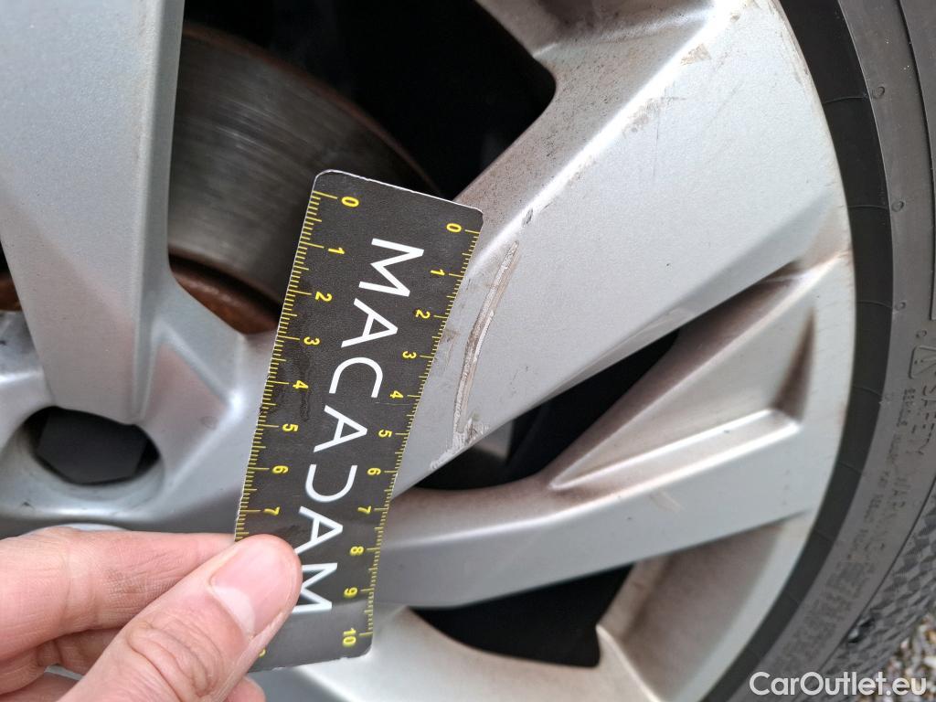  Peugeot  3008  Active Business 1.2 PureTech 130CV BVA8 E6d #3