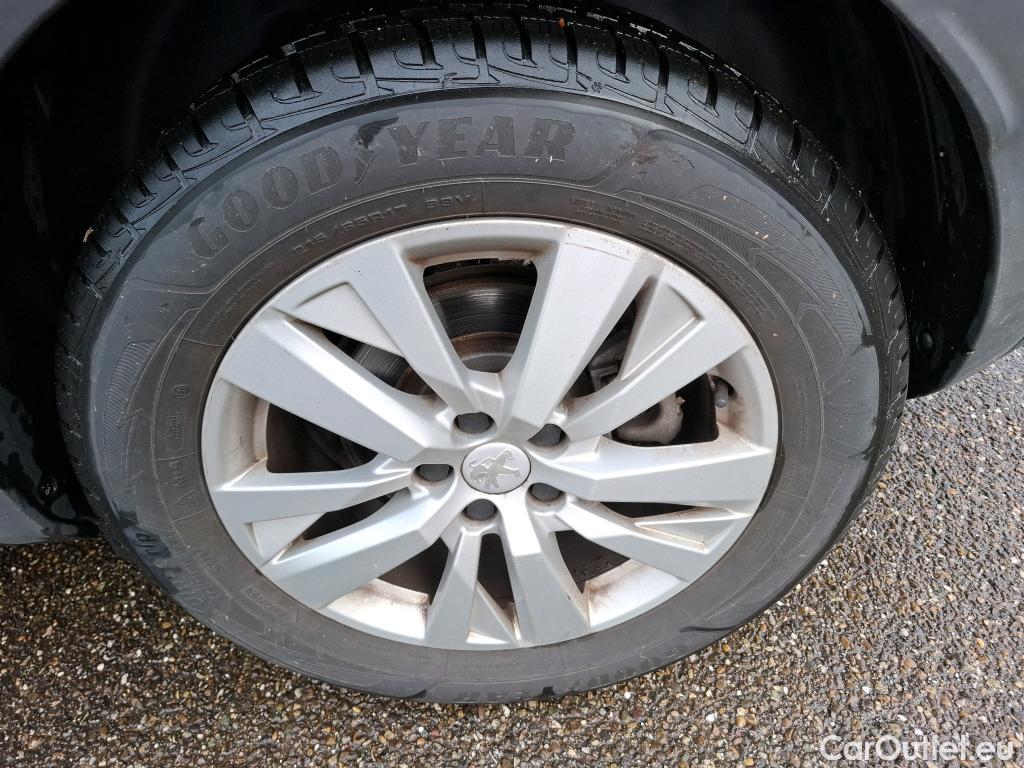  Peugeot  3008  Active Business 1.2 PureTech 130CV BVA8 E6d #8