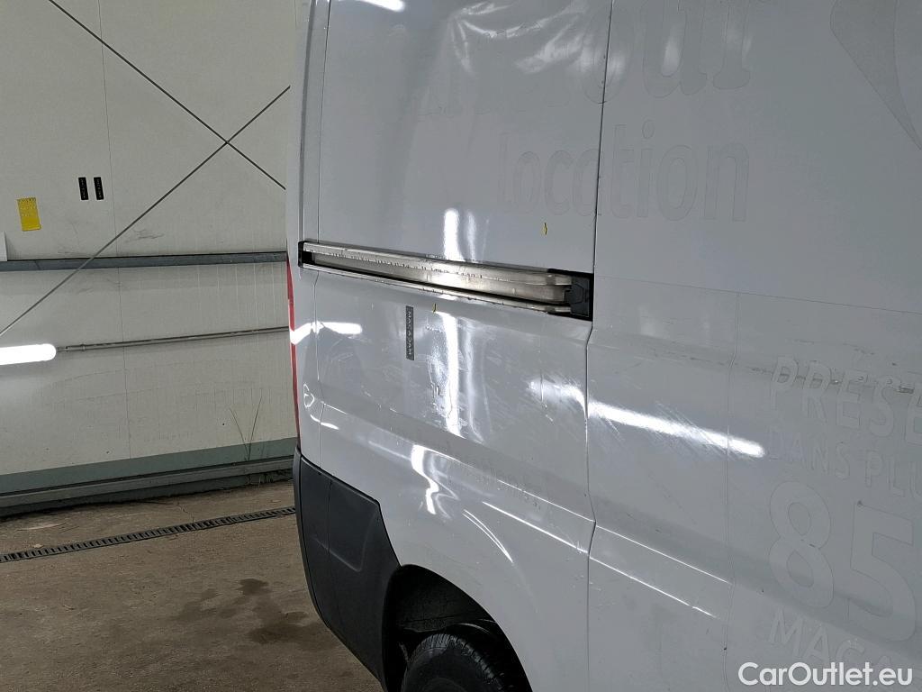  Fiat  Ducato FIAT  / 2014 / 4P / Fourgon tôlé H3-Power 120 3.0 C H1 Pack #17