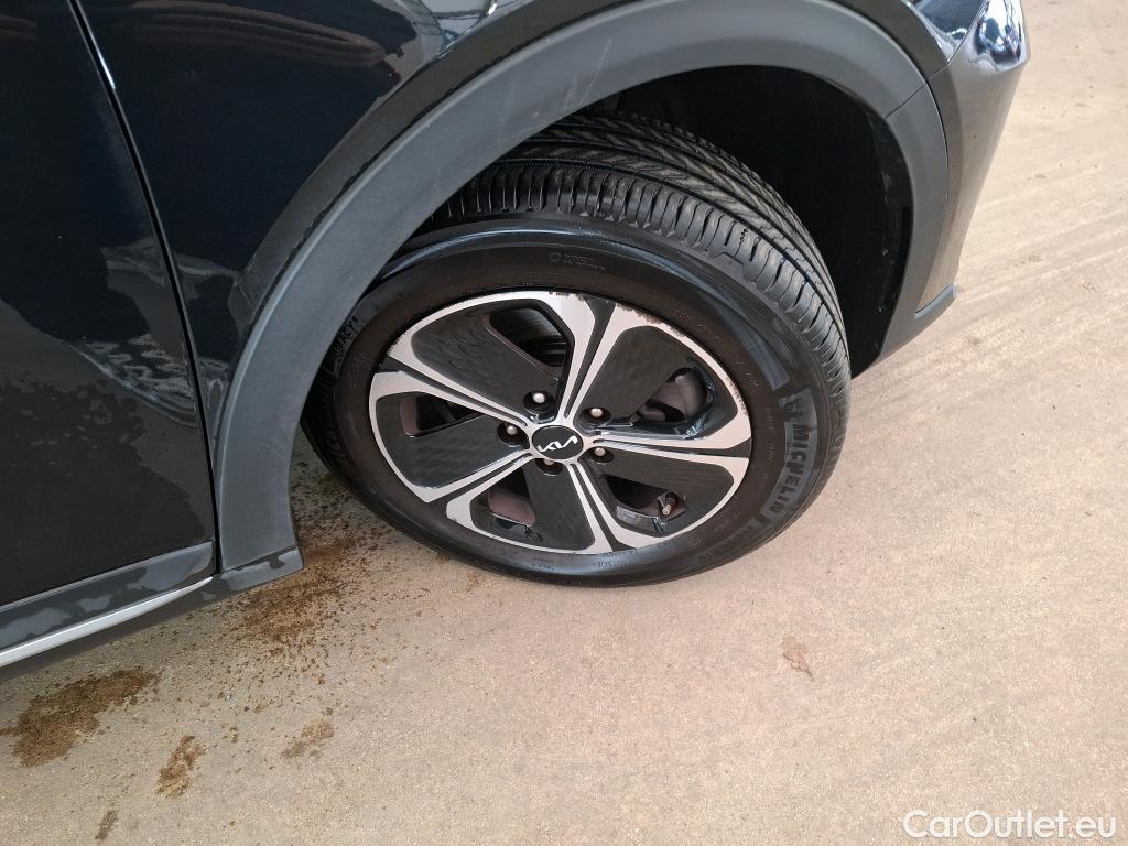  KIA  XCeed KIA  2019  5P  Crossover 16 GDI ISG ISG PHEV ACTIVE BUS DCT6 #9