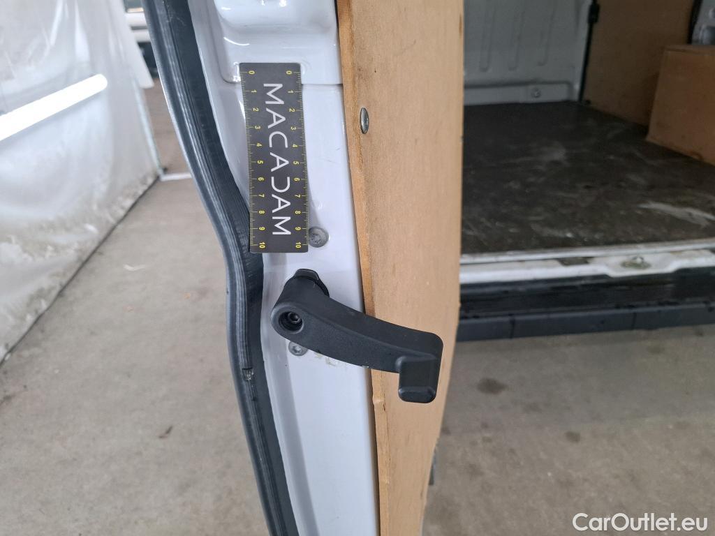  Fiat  Ducato FIAT  / 2014 / 4P / Fourgon tôlé H3-Power 120 3.0 C H1 Pack #52