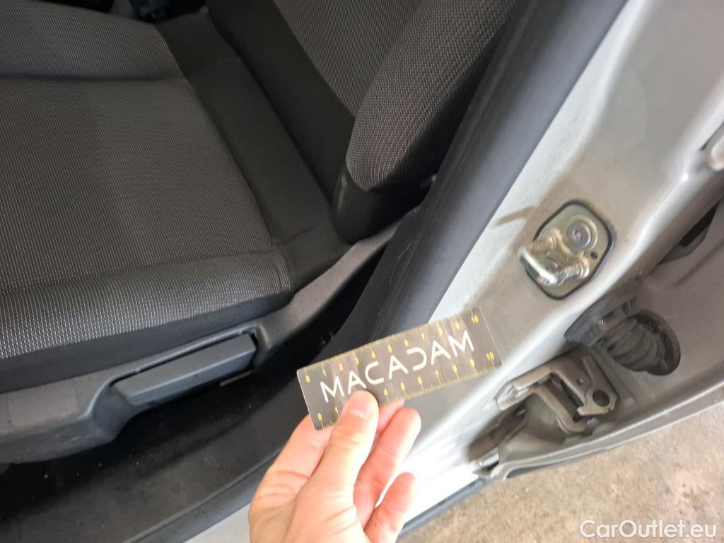  Citroen  C3 CITROEN  / 2020 / 5P / Berline PureTech 83 S&S BVM Feel Pack #4