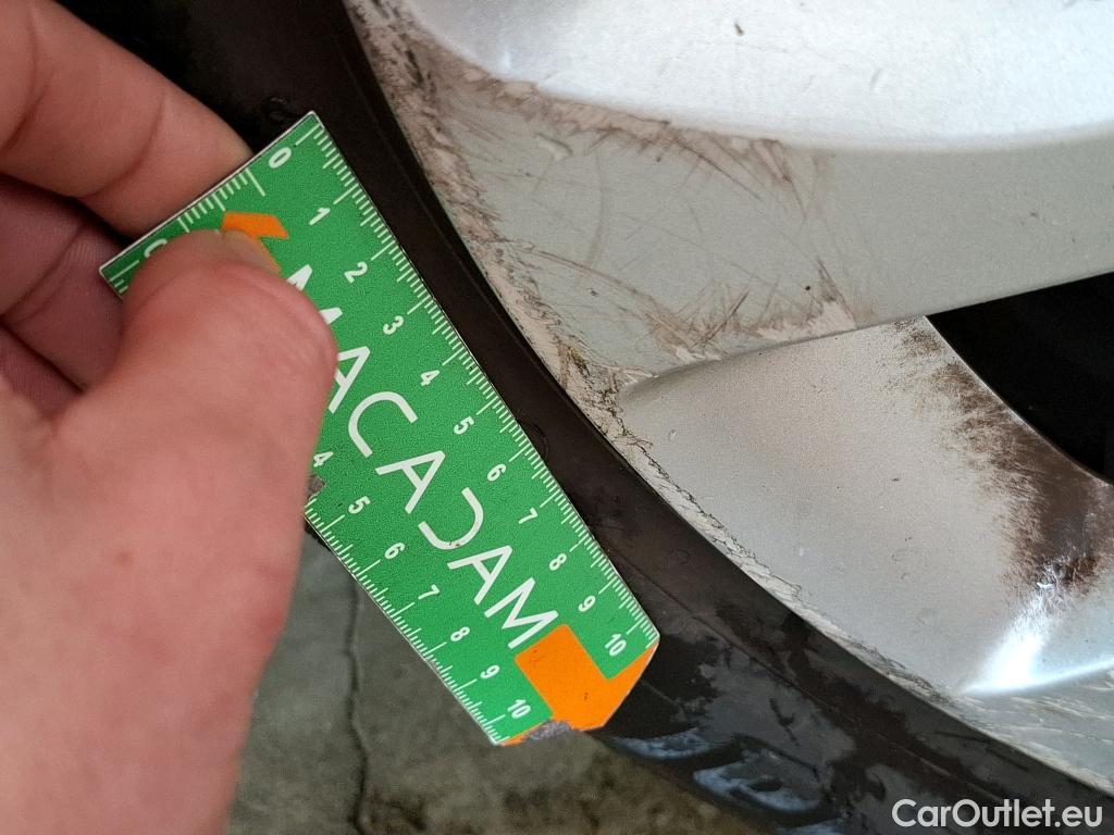  Citroen  C3  Société Feel 1.5 BlueHDI 100CV BVM6 E6d #32