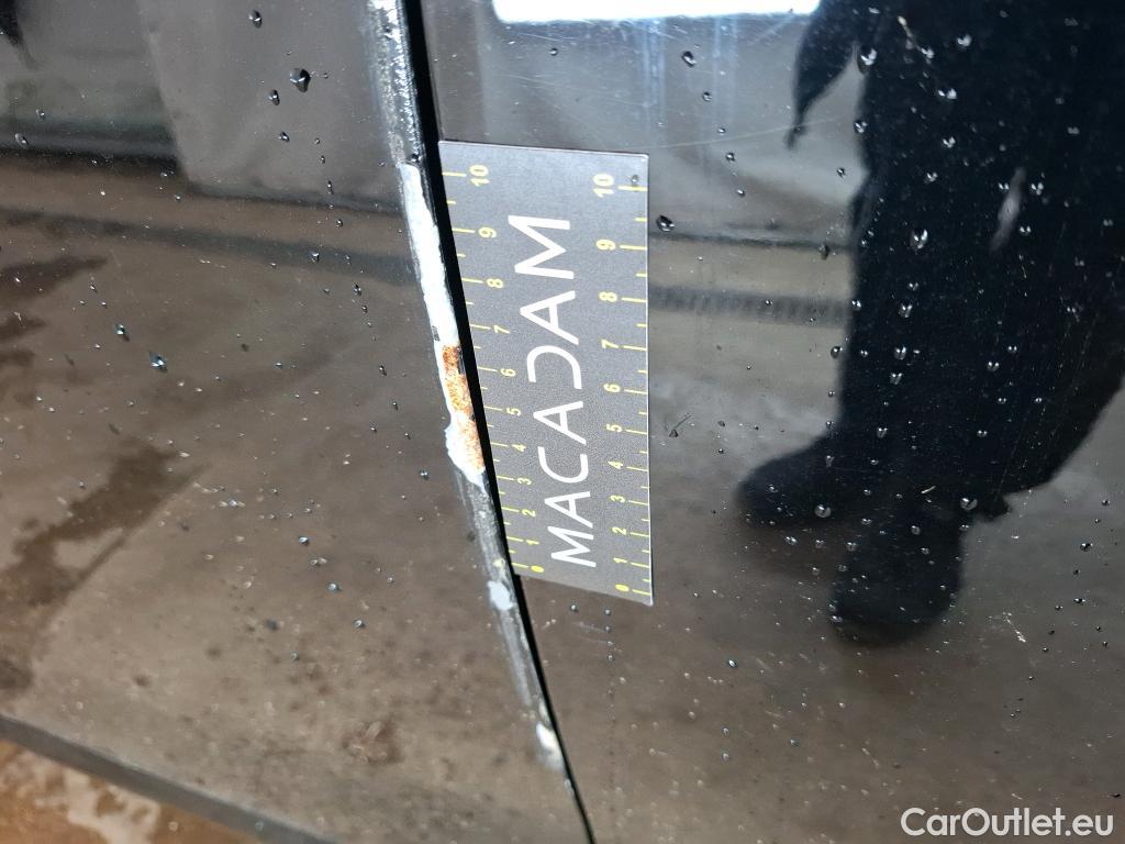  Peugeot  208  Affaire Premium Pack 1.5 HDi 100CV BVM5 E6dT #2