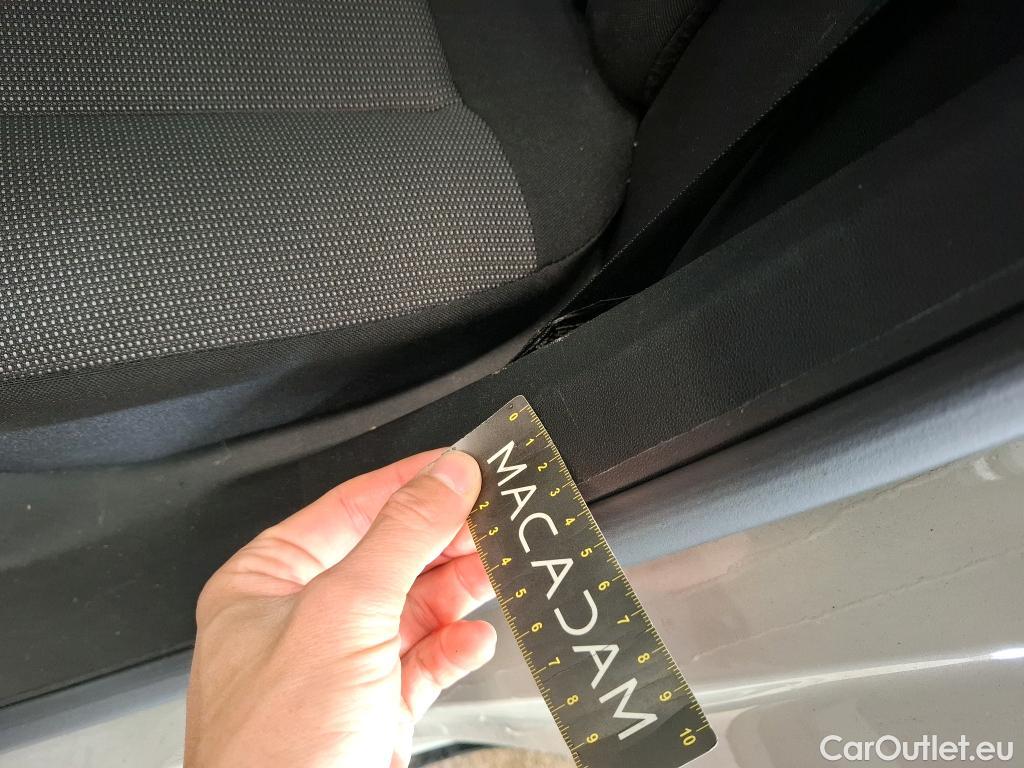  Citroen  C3 CITROEN  / 2020 / 5P / Berline PureTech 83 S&S BVM Feel Pack #24