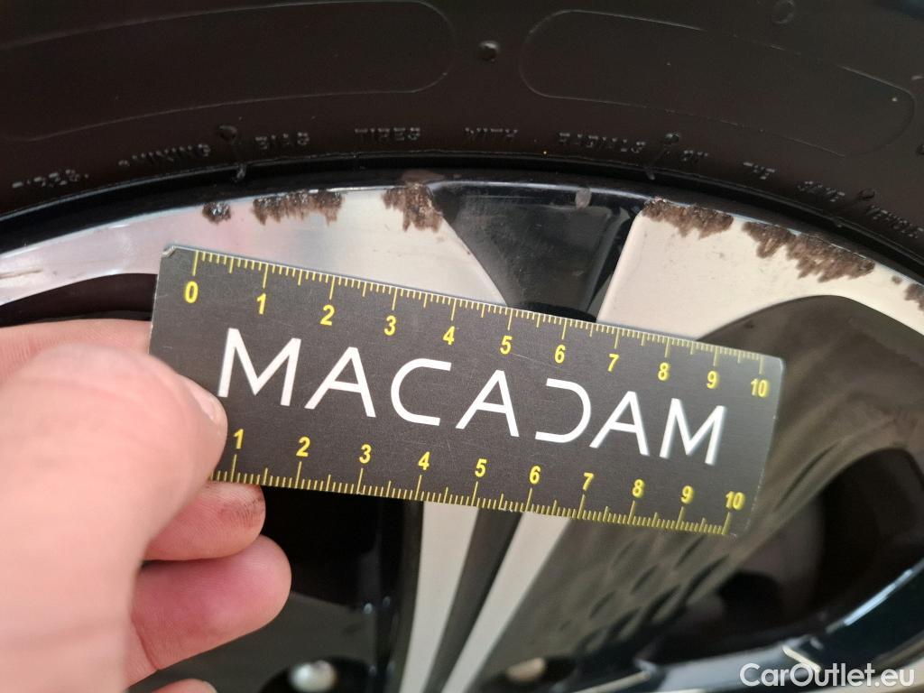  KIA  XCeed KIA  2019  5P  Crossover 16 GDI ISG ISG PHEV ACTIVE BUS DCT6 #11