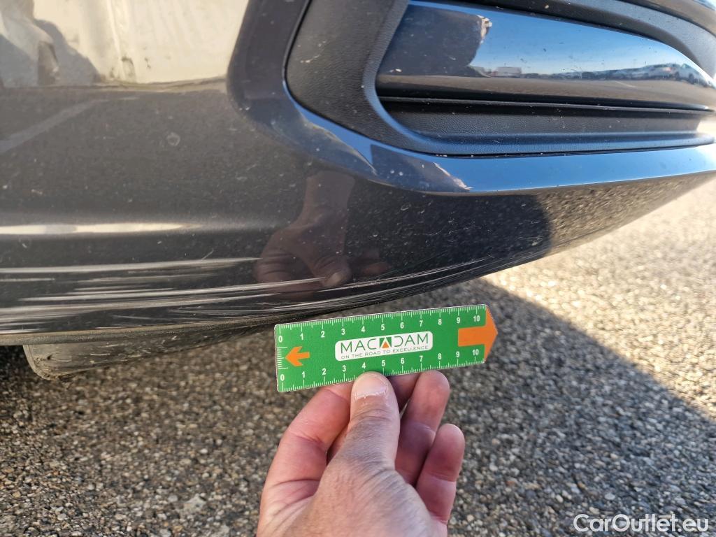  Volkswagen  Golf  VOLKSWAGEN / 2020 / 5P / Berline 1.5 TSI ACT OPF 130 BVM6 Life 1st #12