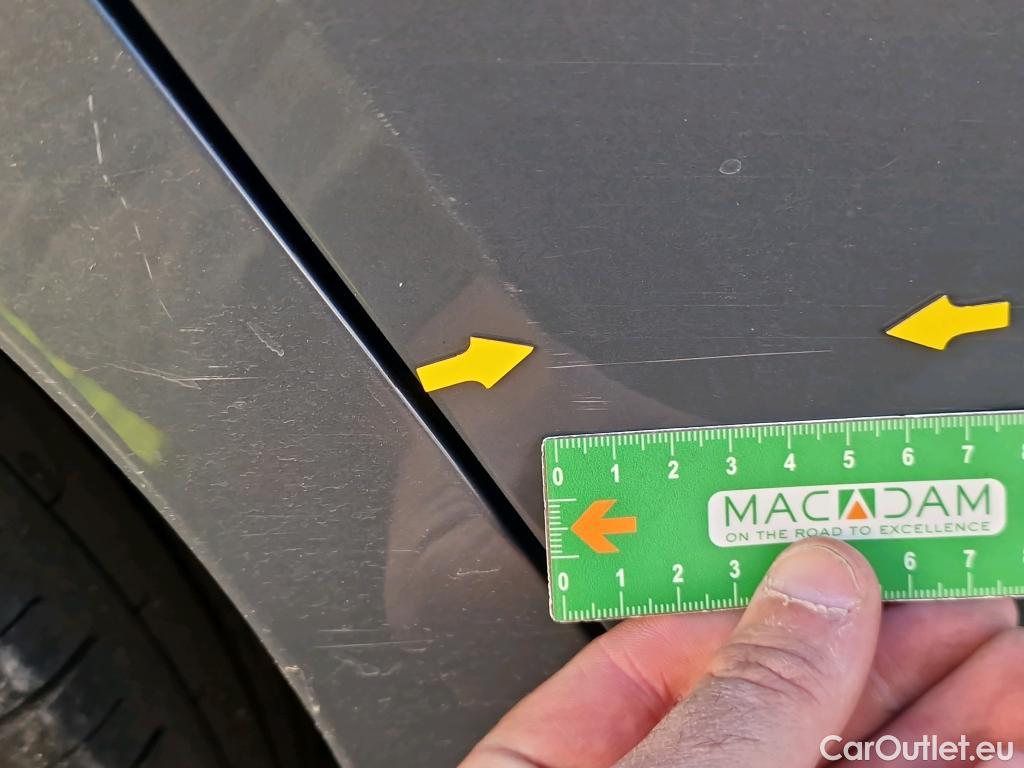  Volkswagen  Golf  VOLKSWAGEN / 2020 / 5P / Berline 1.5 TSI ACT OPF 130 BVM6 Life 1st #36